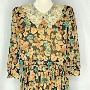 Vintage 80s Pleated Floral Church Modest Dress 10 Black Lace Collar